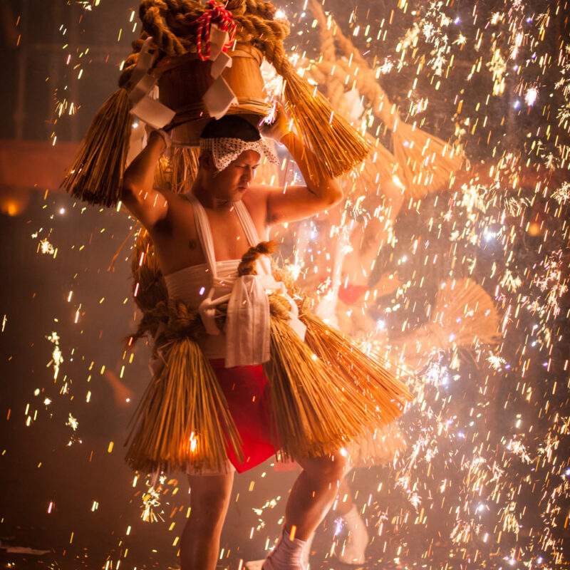 南信州の花火：七久里神社秋季祭典（裸まつり）
