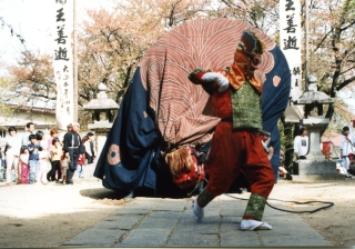 大島山獅子舞